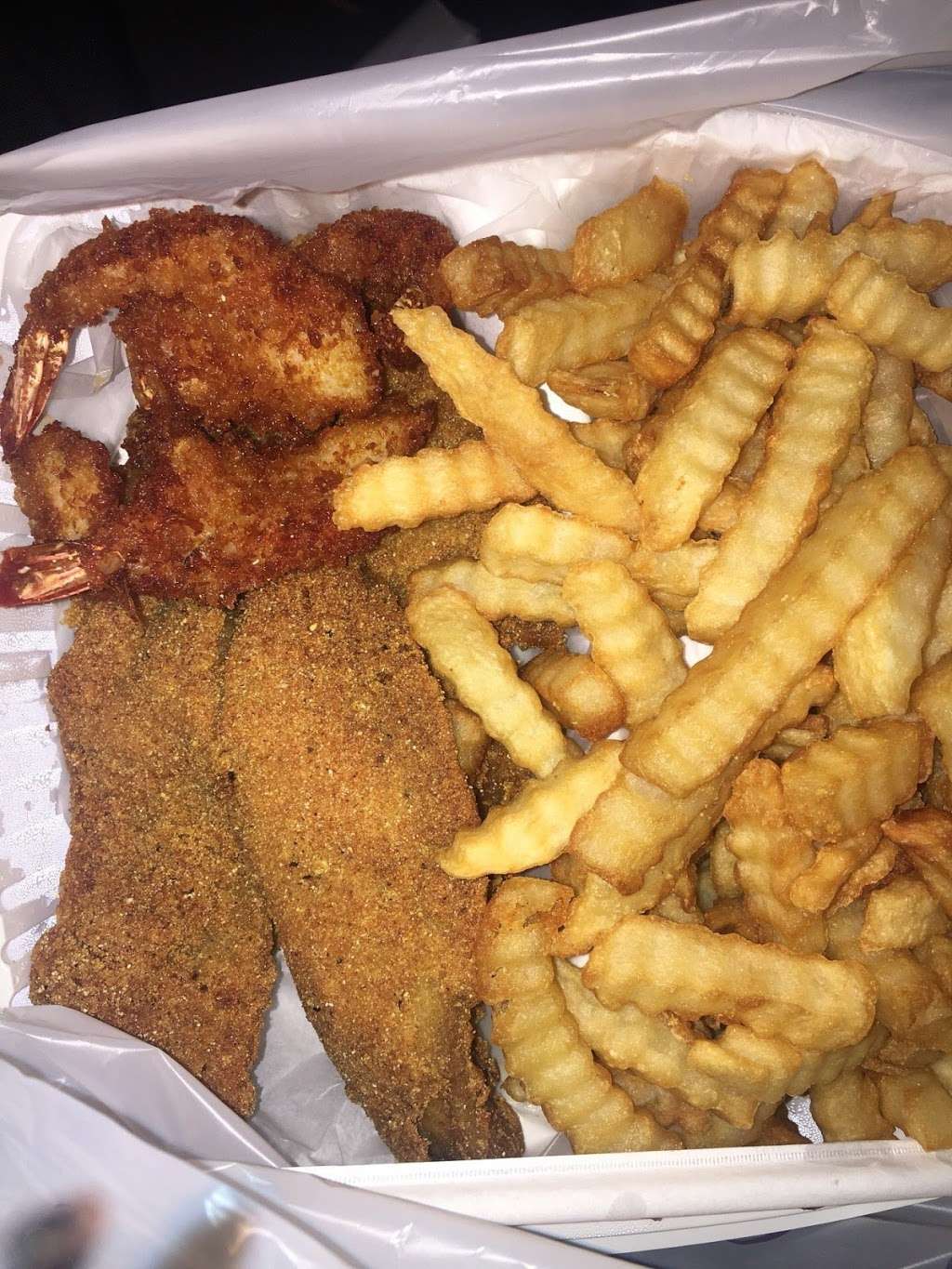 Wings 21 Kettering | 10578 Campus Way S, Largo, MD 20774, USA | Phone: (240) 532-7216