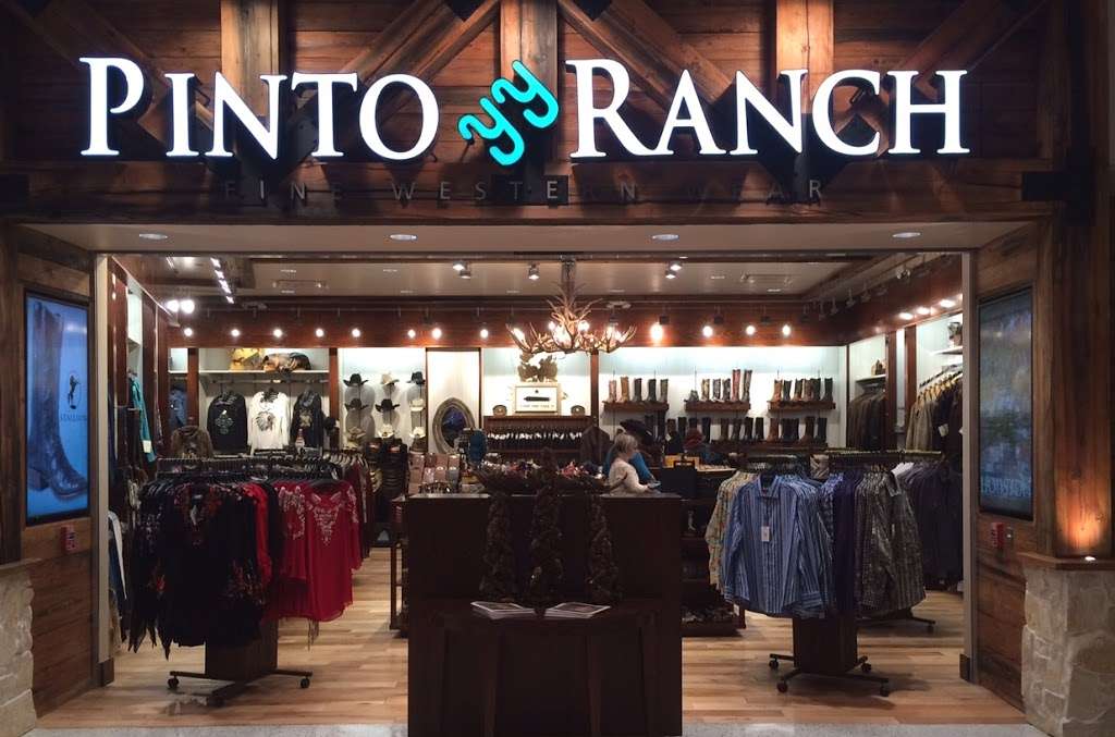 Pinto Ranch | 3500 North Terminal Road Terminal C North, Space TCCR2 George Bush Intercontinental Airport, inside Security, Terminal C, Houston, TX 77032, USA | Phone: (281) 233-7999