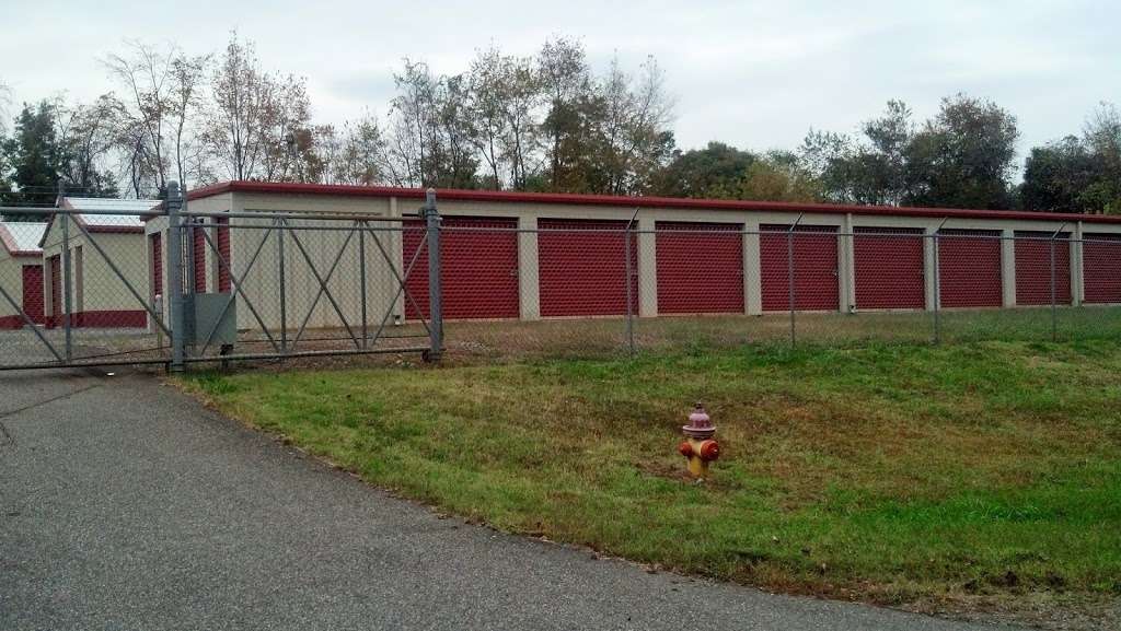 Red Barn Self Storage | 258 Red Barn Rd, Lexington, NC 27292, USA | Phone: (336) 798-0942