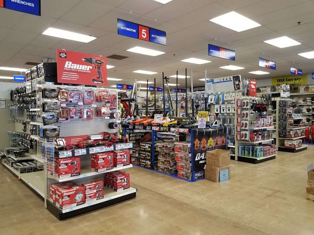 Harbor Freight Tools | 61 University Dr, Newark, DE 19702, USA | Phone: (302) 366-0320