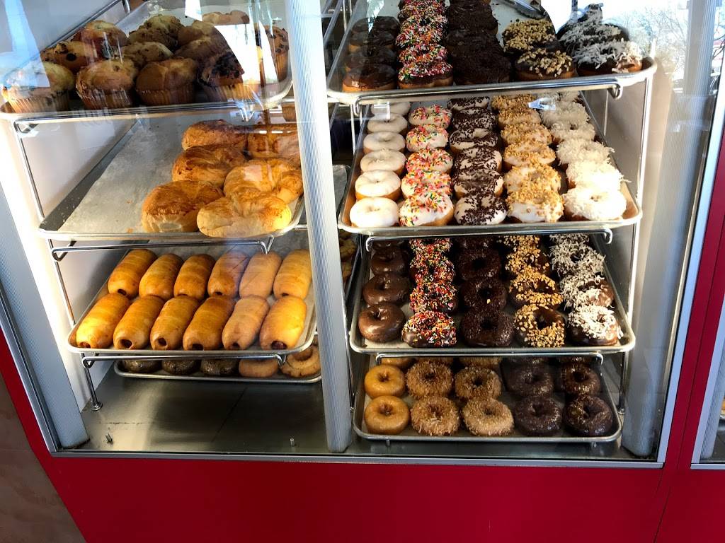 Bosa Donuts | 130 S Val Vista Dr, Gilbert, AZ 85296, USA | Phone: (480) 699-2229