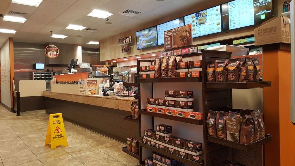 Dunkin Donuts | 3000 S Congress Ave #100, Boynton Beach, FL 33426, USA | Phone: (561) 777-7155