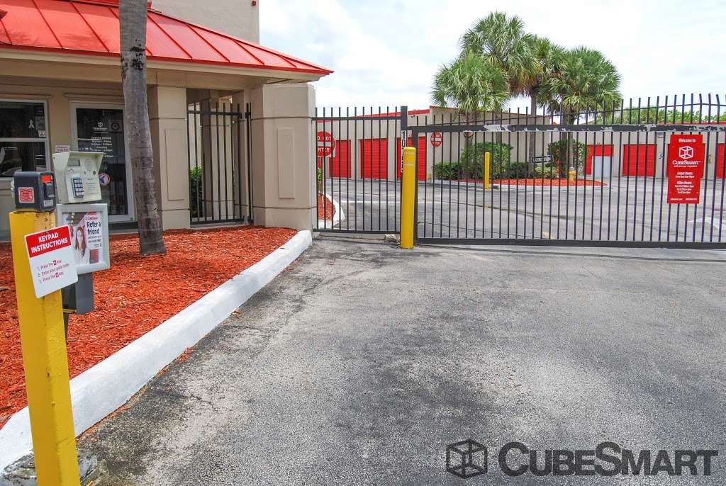 CubeSmart Self Storage | 10755 Pembroke Rd, Pembroke Pines, FL 33025, USA | Phone: (954) 433-2005