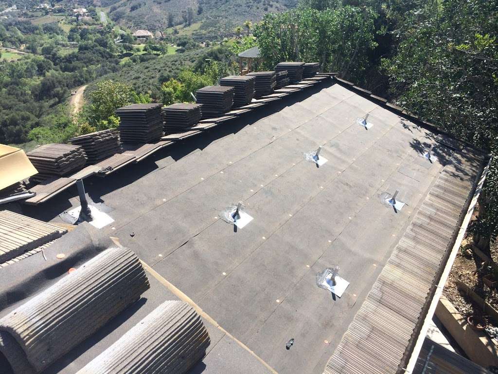 Best Professional Roofing | 808 Quiet Hills Dr, San Marcos, CA 92069, USA | Phone: (760) 594-7449