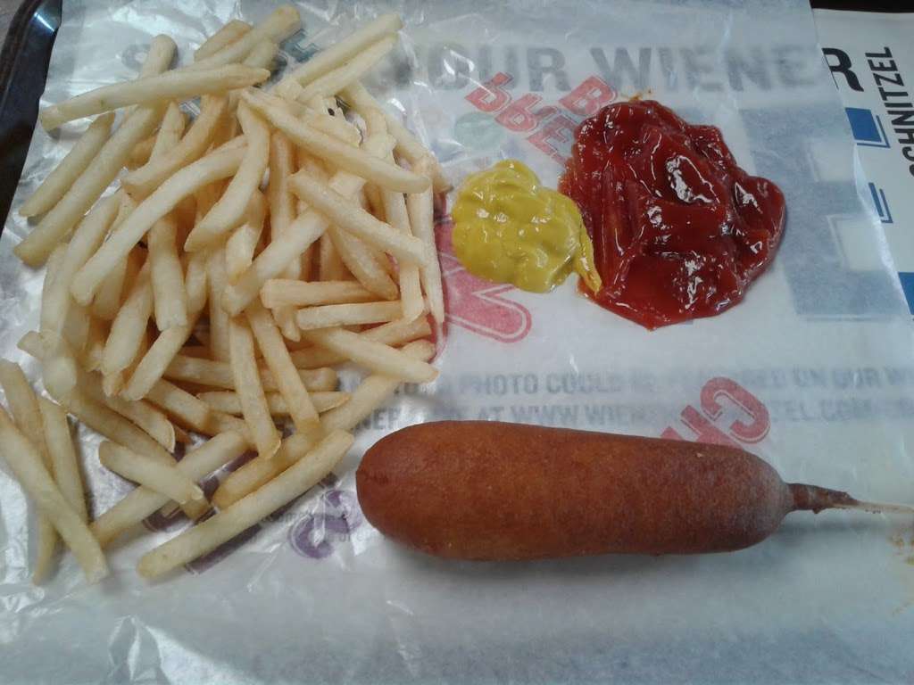 Wienerschnitzel | 23300 Sunset Crossing Rd, Diamond Bar, CA 91765, USA | Phone: (909) 860-9011