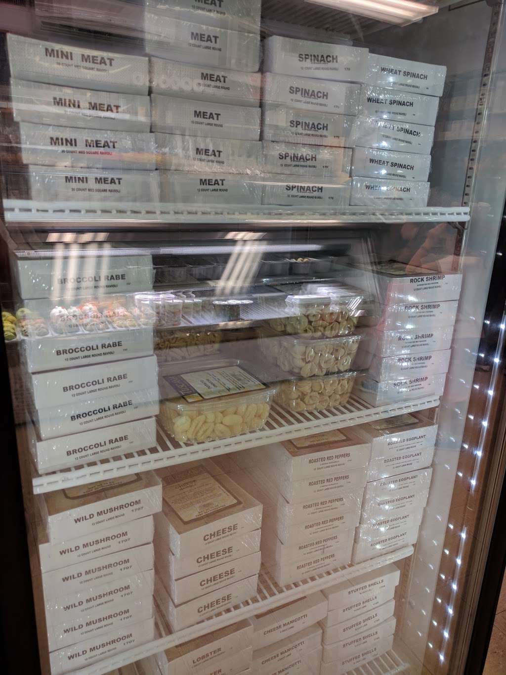 Buetis Delicatessen | 526 Bedford Rd, Bedford Hills, NY 10507, USA | Phone: (914) 241-2255