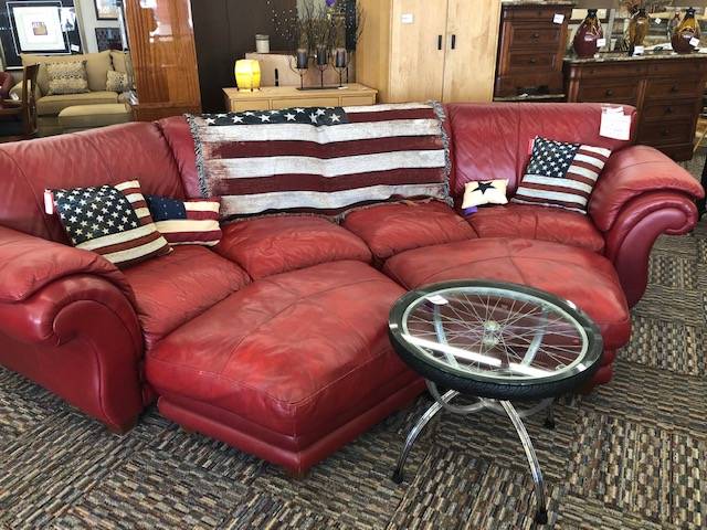 Flippin Furniture & Consignments | 12532 W Ken Caryl Ave, Littleton, CO 80127, United States | Phone: (303) 972-3547