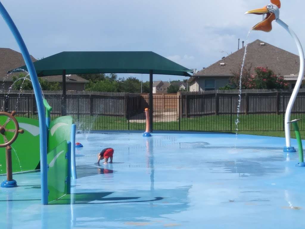 Monroe Splash Pad | 2528 Repsdorph Rd, Seabrook, TX 77586, USA | Phone: (281) 291-5713