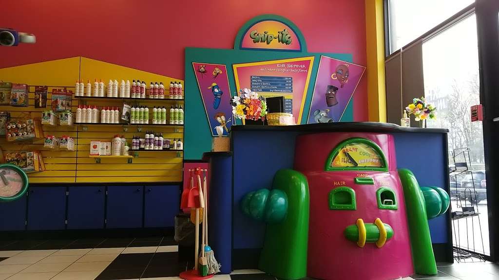 Snip-its Haircuts for Kids | 157 Bedford St, Burlington, MA 01803 | Phone: (781) 221-9939