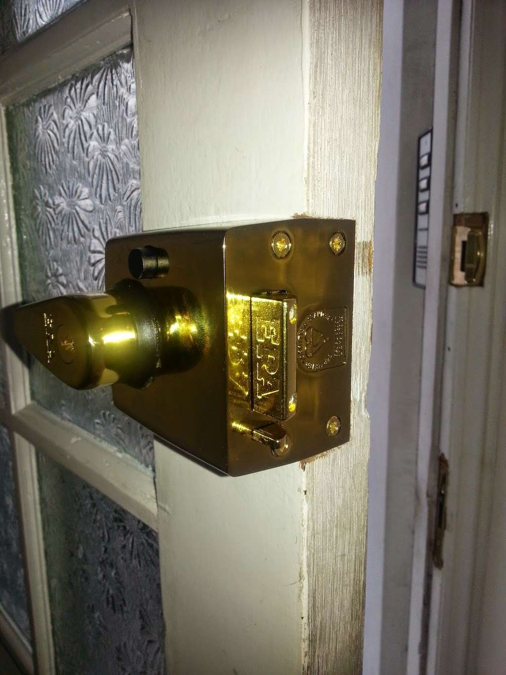 Fairfax Locksmiths Hornchurch | 52 Carlton Cl, Upminster RM14 2YR, UK | Phone: 07515 313738
