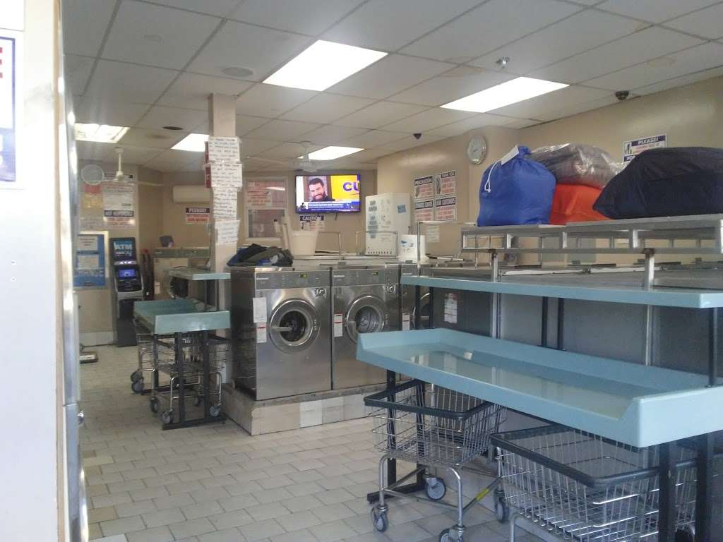 Tandy Laundromat | 1896, 2928 Avenue P, Brooklyn, NY 11229, USA | Phone: (718) 645-2500