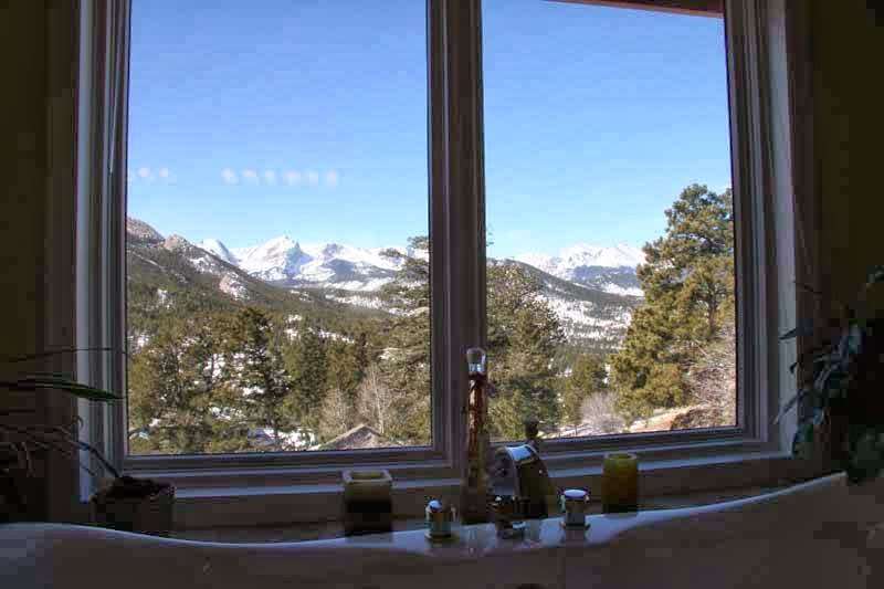 Awestruck | 3402 Eaglecliff Cir Dr, Estes Park, CO 80517, USA | Phone: (561) 291-9370