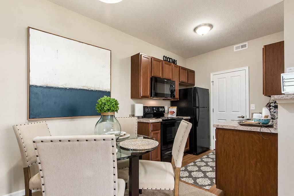 The Greyson | 4460 Mountain Laurel Rd Drive, Hilliard, OH 43026, USA | Phone: (614) 541-2004