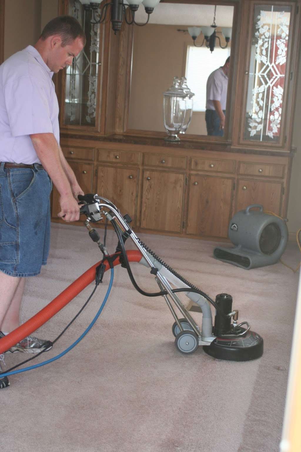 Affordable Clean Carpet Service | 669 McDonald Ln, Escondido, CA 92025, USA | Phone: (619) 630-8395