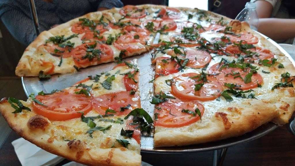 Brooklyn Pizzeria | 9215 Broadway St, Pearland, TX 77584 | Phone: (281) 741-5282