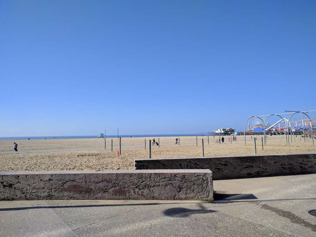 Blu Santa Monica | 11 Marine Terrace, Santa Monica, CA 90401, USA | Phone: (310) 394-7085