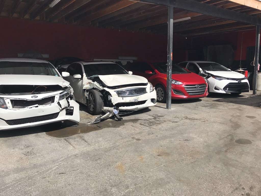 Autoboutique Collision Center Miami | 2211 NW 22nd Ct, Miami, FL 33142, USA | Phone: (305) 456-2668