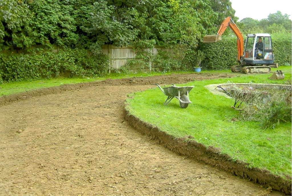 Keeping Landscape Services | 64 Nortons Way, Five Oak Green, Tonbridge TN12 6TE, UK | Phone: 07727 677011