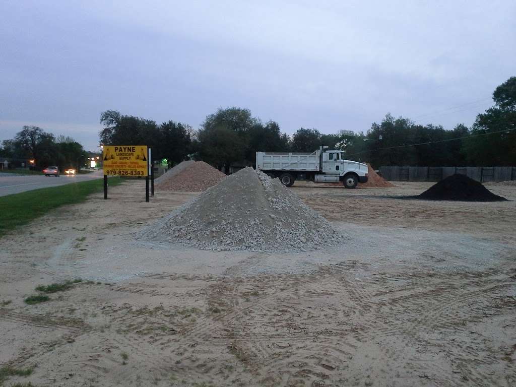 Payne Dump Trucking | 2300 13th St, Hempstead, TX 77445, USA | Phone: (979) 826-8383