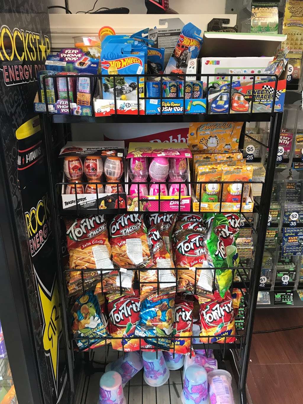 Richdale Convenience Store | 86 Newhall St, Lynn, MA 01902, USA | Phone: (781) 593-2693