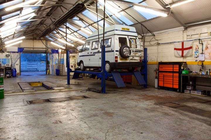 Sutton & Cheam Ltd, Vehicle Repairers | 2, 299 Gander Green Ln, Sutton SM3 9QE, UK | Phone: 020 8644 4140