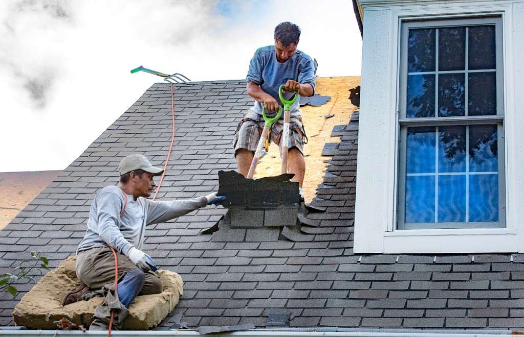 Roof Replacement Memorial | 4 Stonegate Dr, Houston, TX 77024 | Phone: (903) 270-0224