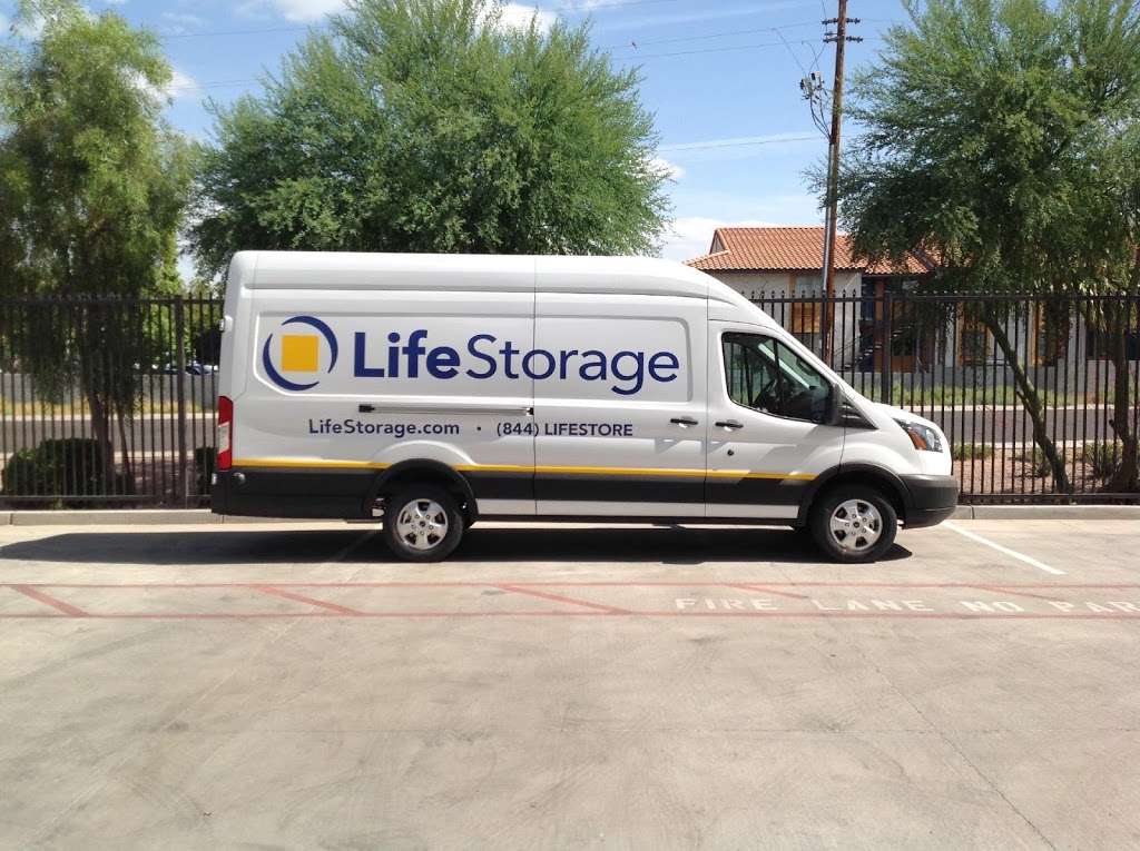 Life Storage | 900 N 48th St, Phoenix, AZ 85008, USA | Phone: (602) 872-7386