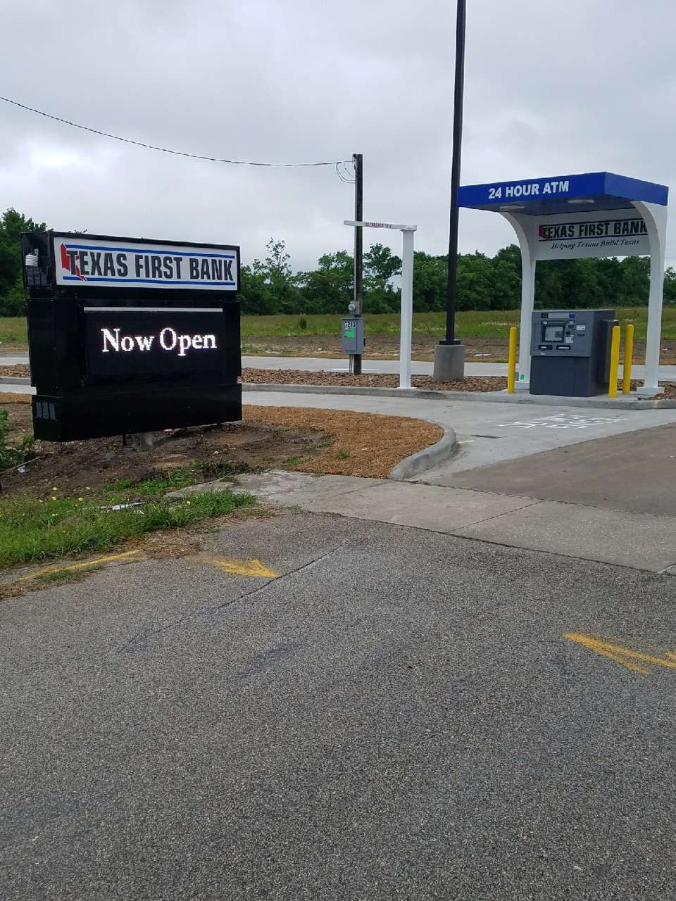 Texas First Bank ATM | 7213 Fairmont Pkwy, Pasadena, TX 77505, USA