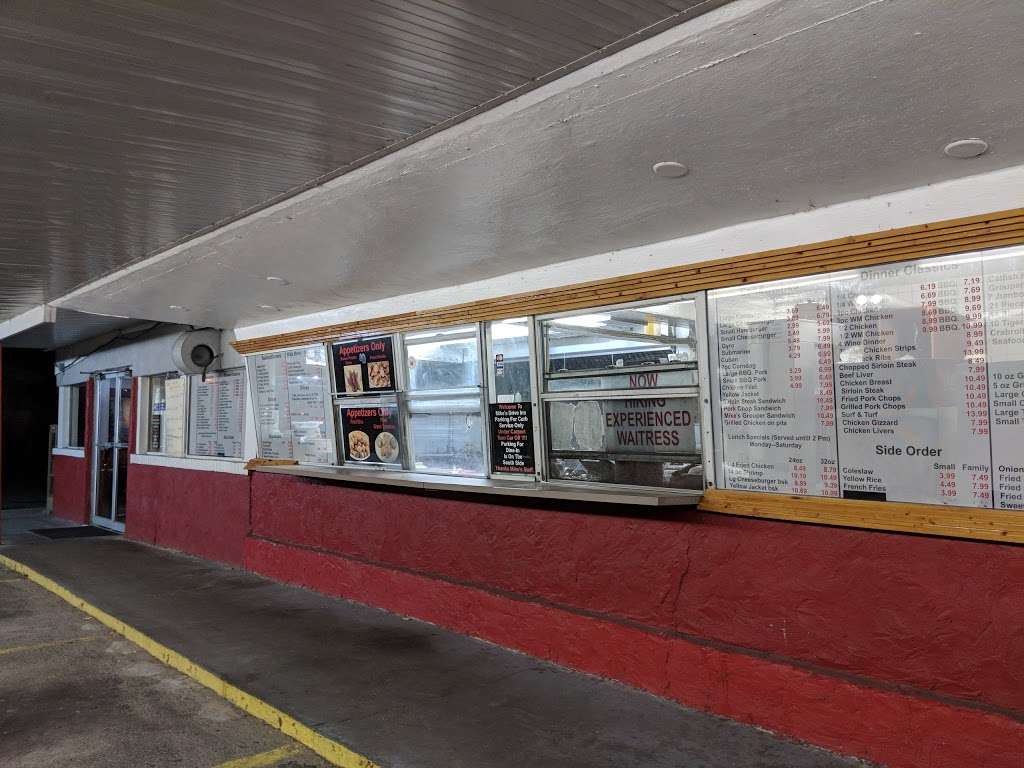 Mikes Drive-In | 1055 US-17, Bartow, FL 33830, USA | Phone: (863) 533-5353