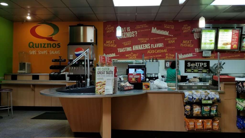 Quiznos | 574 E Oakton St, Des Plaines, IL 60018 | Phone: (847) 824-0478