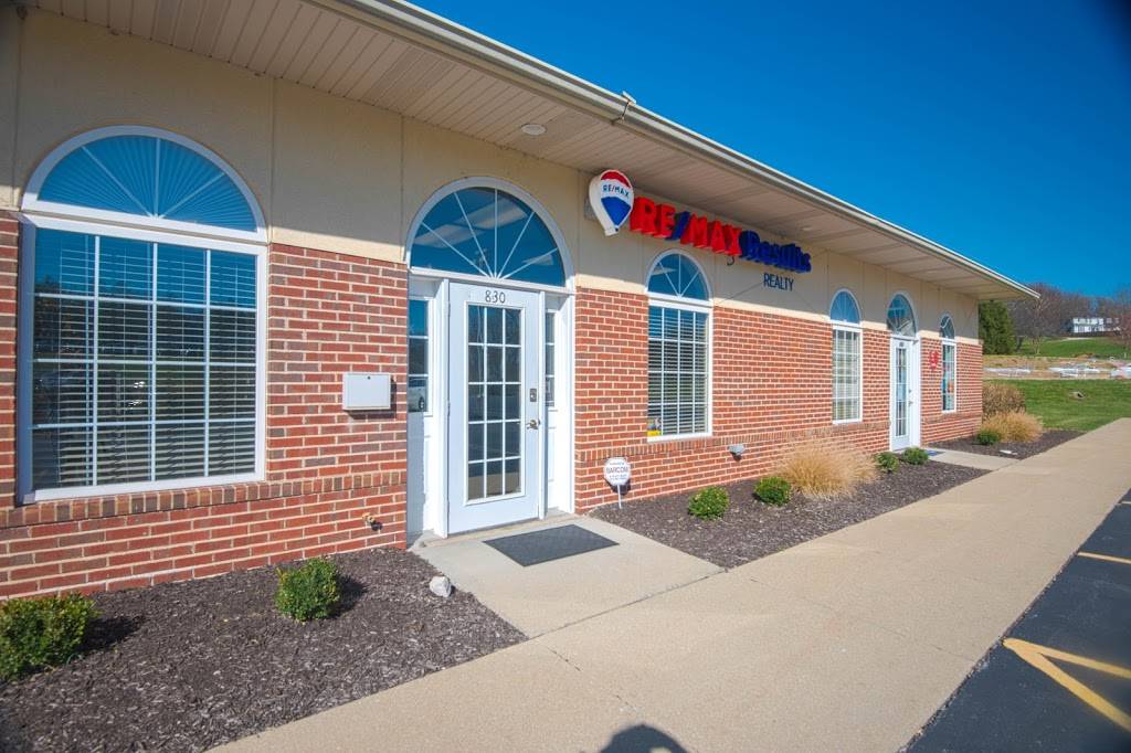 RE/MAX RESULTS REALTY | Columbia, IL Office | 830 Admiral Weinel Blvd, Columbia, IL 62236, USA | Phone: (618) 216-4400