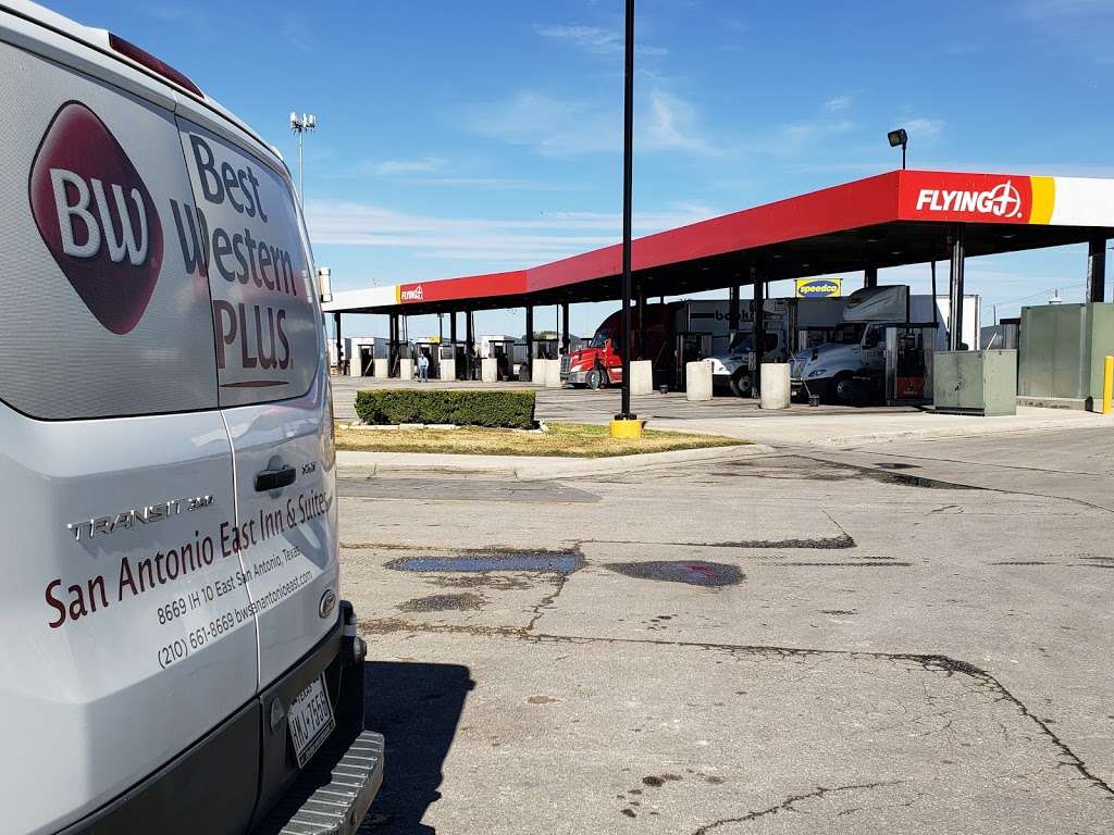 Pilot Flying J Truck Care Service Center | 1815 N Foster Rd, San Antonio, TX 78244, USA | Phone: (210) 310-1079