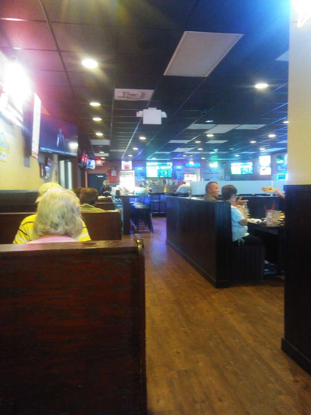 Beef O Bradys-New Smyrna Beach | 1610 S Dixie Fwy, New Smyrna Beach, FL 32168, USA | Phone: (386) 424-9292