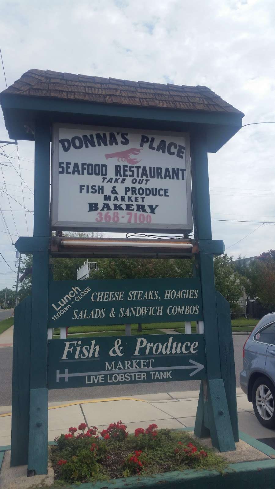 Donnas Place | 10700 3rd Ave, Stone Harbor, NJ 08247 | Phone: (609) 368-7100