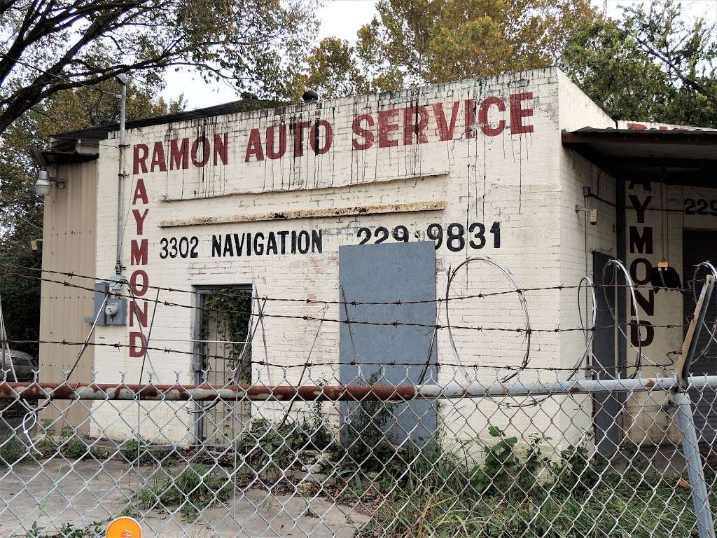 Ramon Varela Auto Services | 3302 Navigation Blvd, Houston, TX 77003 | Phone: (713) 229-9831