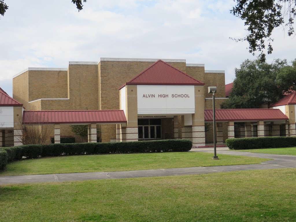 Alvin High School | 802 S Johnson St, Alvin, TX 77511, USA | Phone: (281) 245-3000