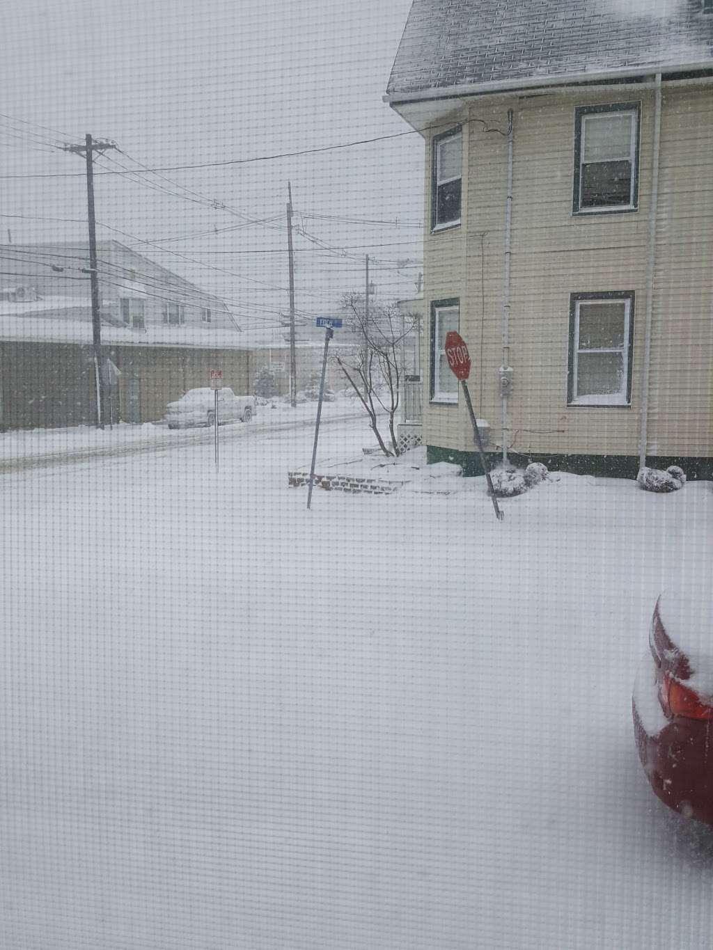 Roosevelt Ave at Charles St | Carteret, NJ 07008, USA