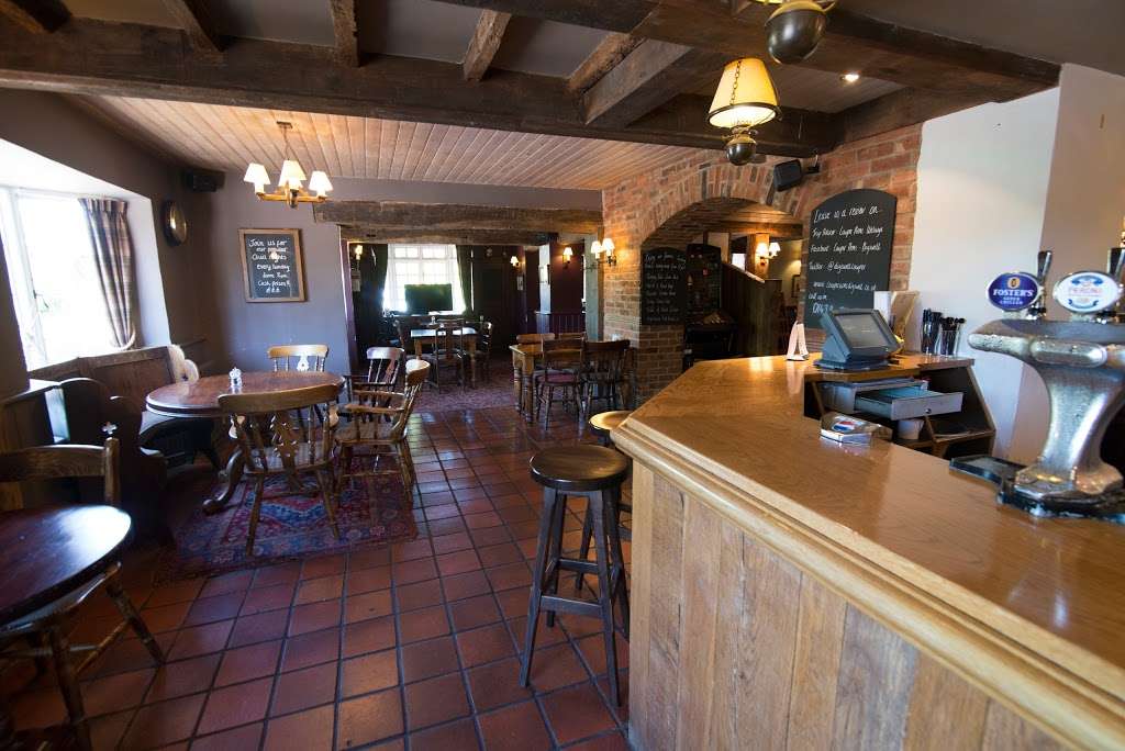 Cowper Arms | 31 Station Rd, Welwyn AL6 0EA, UK | Phone: 01438 714080