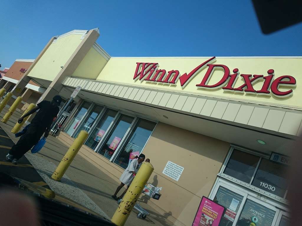 Winn-Dixie | 11030 NW 7th Ave, Miami, FL 33168, USA | Phone: (305) 756-0013