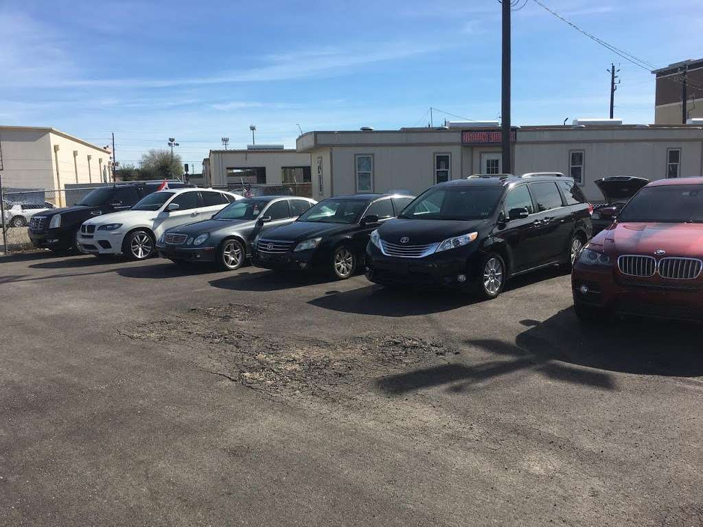 Discount Auto Sales | 9200 S Main St, Houston, TX 77025, USA | Phone: (713) 668-0295