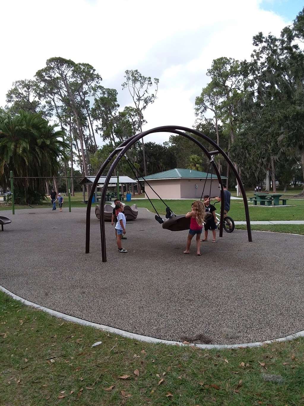 Lake Shipp Park | 1649 Lake Shipp Dr, Winter Haven, FL 33880, USA | Phone: (863) 291-5656