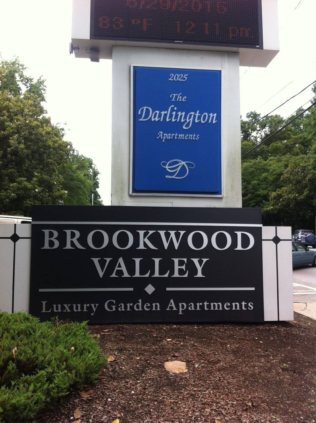 Brookwood Valley | 2035 Peachtree Rd, Atlanta, GA 30309, USA | Phone: (855) 949-1879