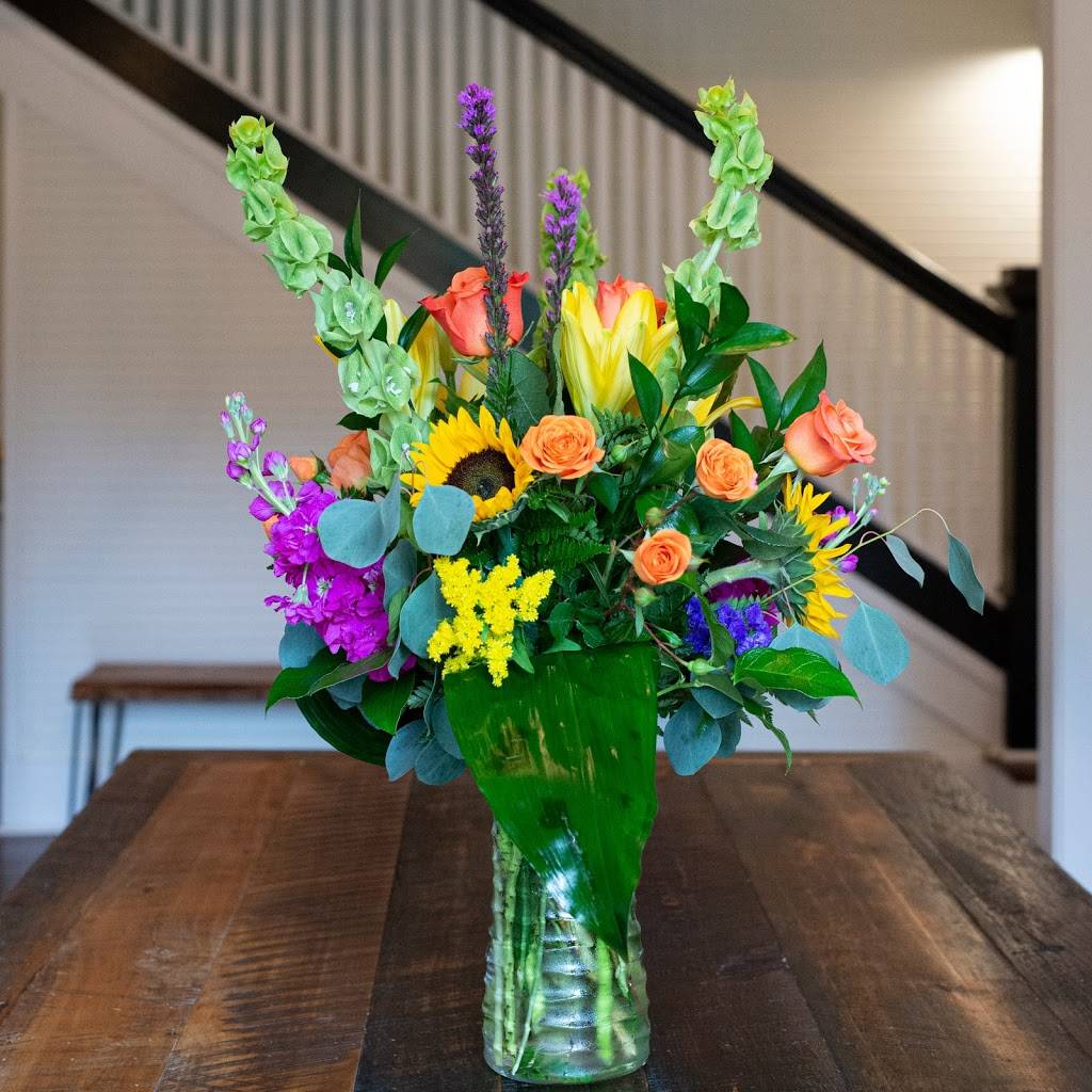 Creative Flowers & Interiors | 3808-C, Guess Rd, Durham, NC 27705, USA | Phone: (919) 620-5722