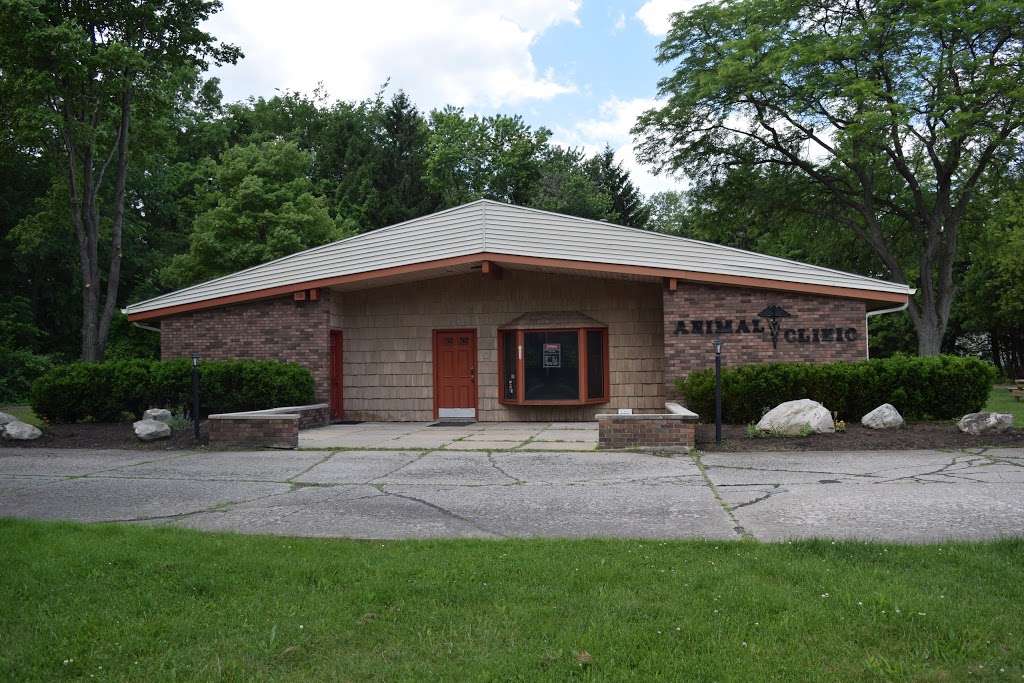 Animal Clinic of Michigan City | 1943 S Woodland Ave, Michigan City, IN 46360, USA | Phone: (219) 879-0249