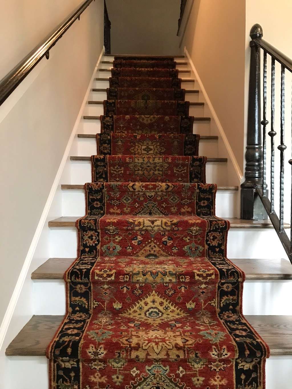 1800getarug - Oriental Handmade Rugs | 40 Universal Pl, Carlstadt, NJ 07072, USA | Phone: (201) 933-4300