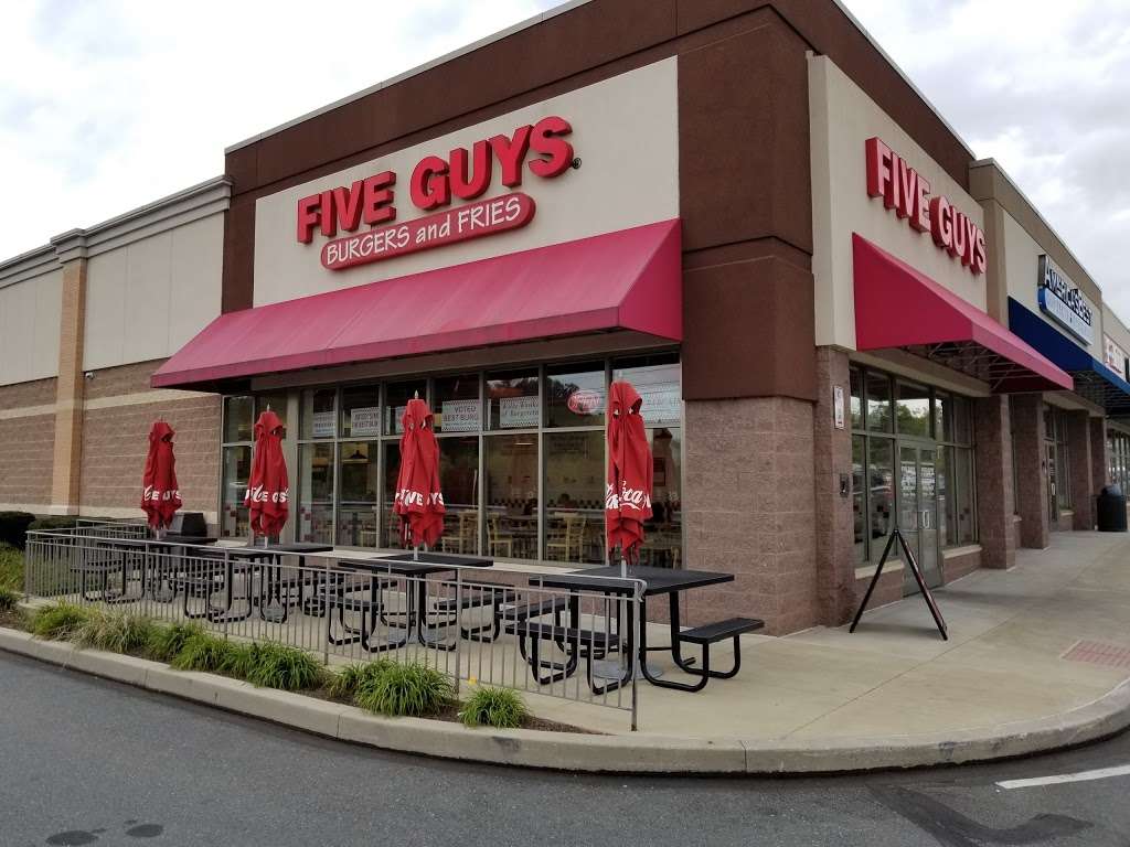 Five Guys | 4619 Perkiomen Ave, Reading, PA 19606, USA | Phone: (610) 779-2001