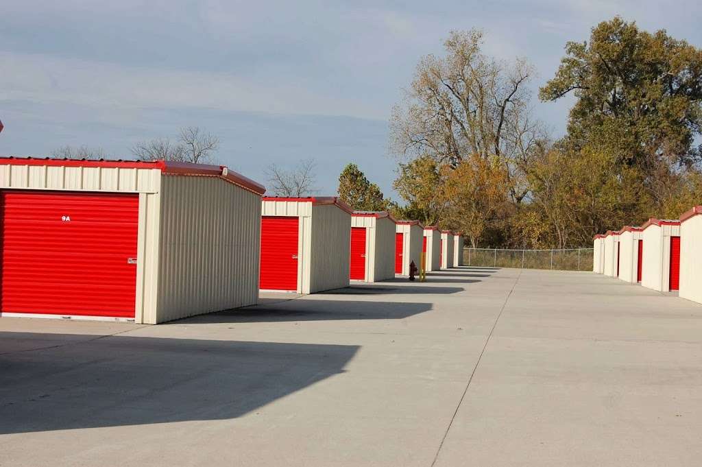 Easy Move Mini Storage | 1600 SW Eagles Pkwy, Grain Valley, MO 64029, USA | Phone: (816) 220-7867