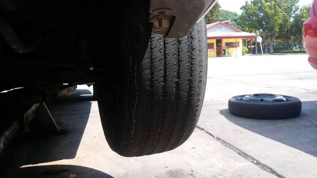 Ali Gator Tire | 5101 Broadway Ave, West Palm Beach, FL 33407, USA | Phone: (561) 844-2333