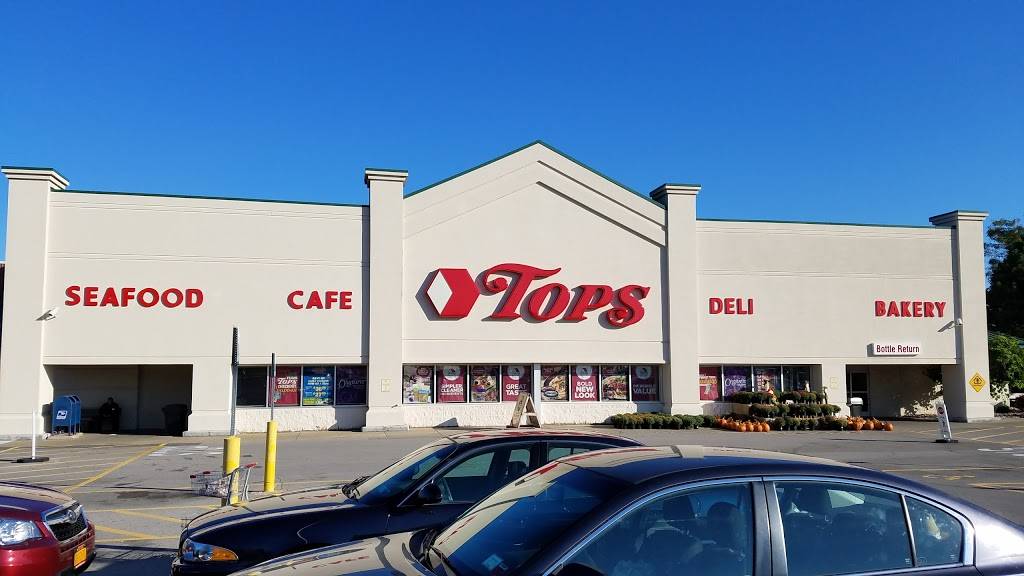 TOPS Friendly Markets | 5274 Main & Union, Williamsville, NY 14221 | Phone: (716) 632-7411