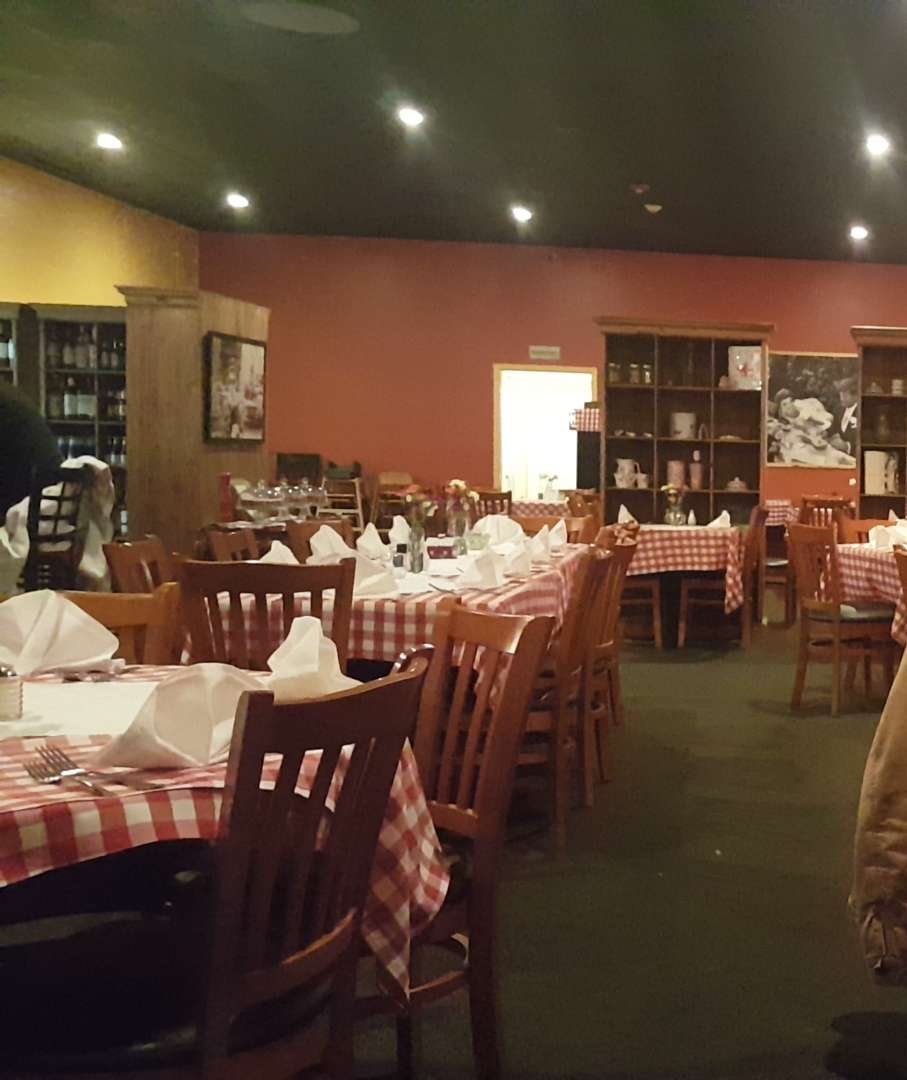 Pinocchios Incredible Italian | 1751 Hover St, Longmont, CO 80501 | Phone: (303) 834-9347